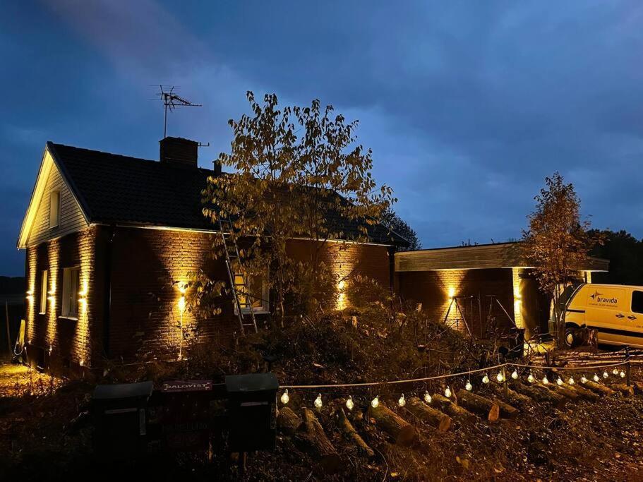 Modernt & Rymligt Sommarhus Pa Landet- Bubbelpool Villa Eskilstuna Exteriör bild