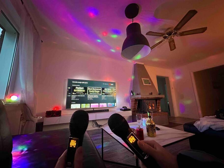 Modernt & Rymligt Sommarhus Pa Landet- Bubbelpool Villa Eskilstuna Exteriör bild